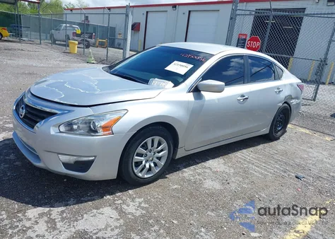 2014 Nissan Altima 2.5 S z USA, uszkodzony, nr VIN 1N4AL3AP3EC187531